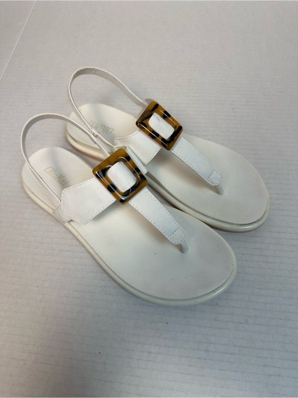 OluKai La‘i T–Bar Women’s Strappy Beach Sandals Size 8.0
